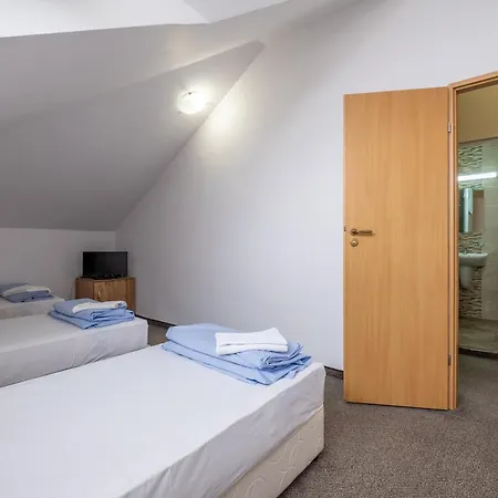 Apartment Yubim & Free Private Parking