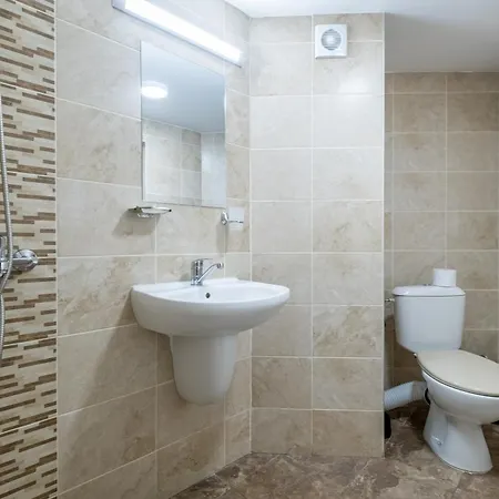 Yubim & Free Private Parking