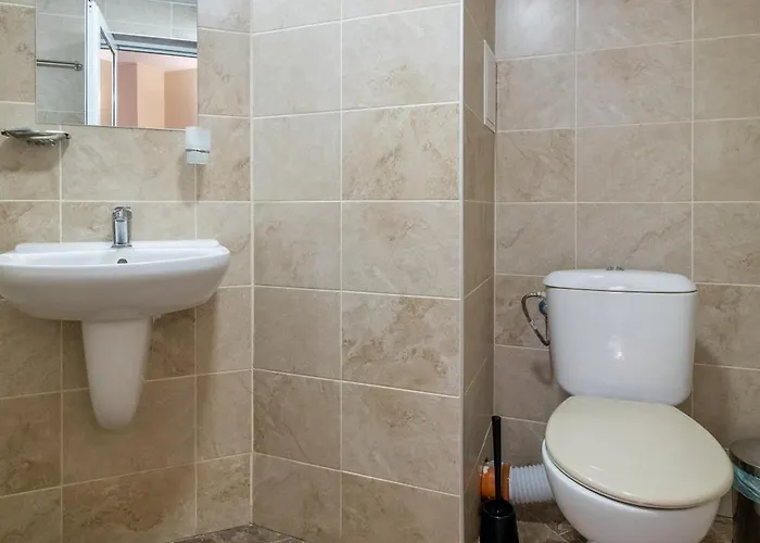 Yubim & Free Private Parking *