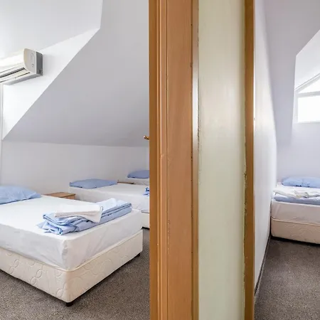 Yubim & Free Private Parking 소피아