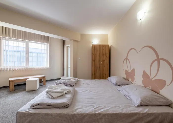 Yubim & Free Private Parking Sofía